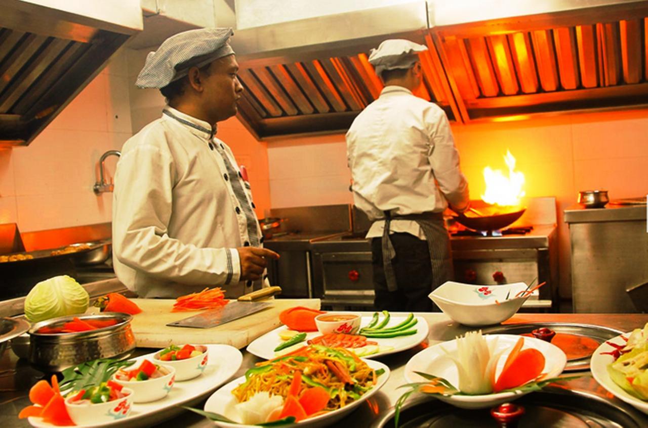 Hotel Rajashree Palace Siliguri Eksteriør bilde